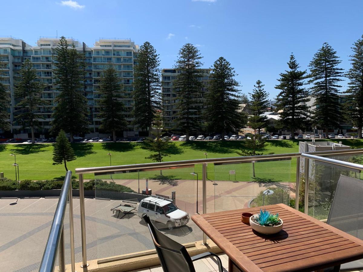 גלנלג Beachside Luxury Apartments One & Two Bedroom In Beachfront Oaks Pier Building מראה חיצוני תמונה