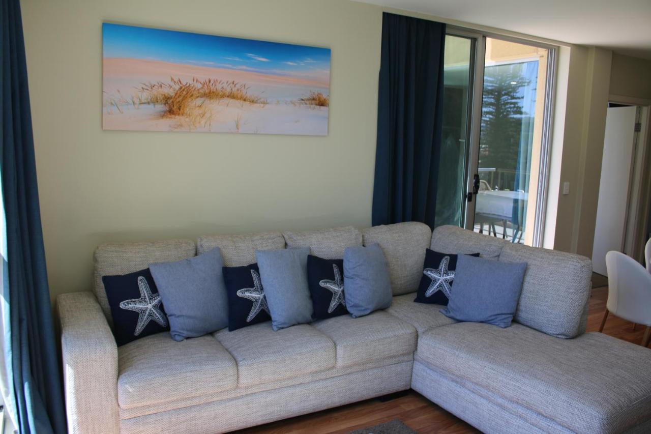 גלנלג Beachside Luxury Apartments One & Two Bedroom In Beachfront Oaks Pier Building מראה חיצוני תמונה